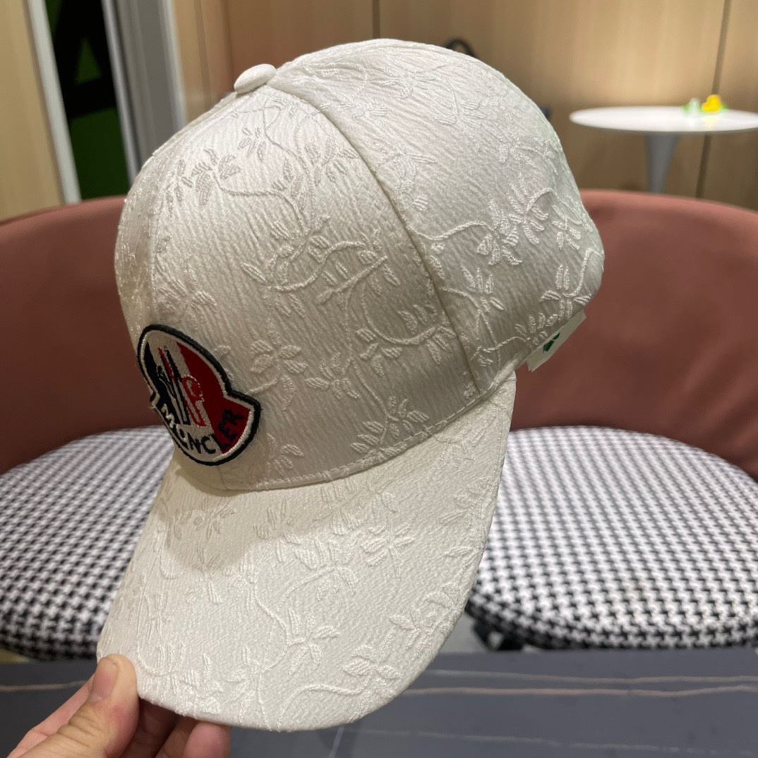 Moncler Caps